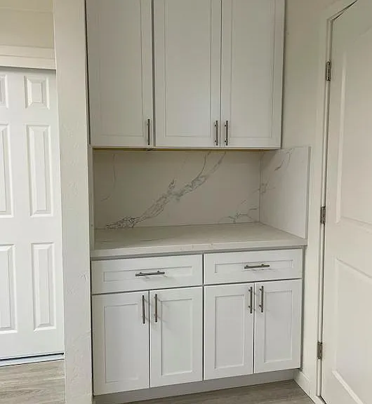 802 Lori Ave — Photo 5