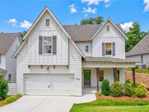 1524 Dartmouth Dr, Auburn, AL 36830