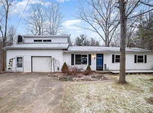 3215 Robertson Dr, Beaverton, MI 48612