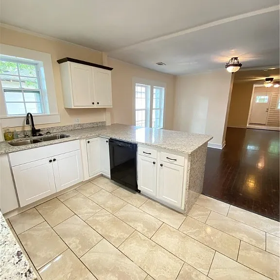 615 Orchard St — Photo 11