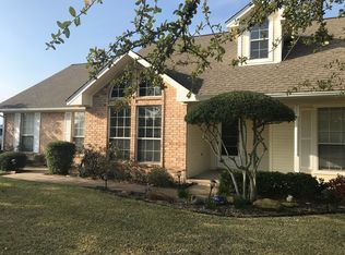 9188 Homestead Ln, Forney, TX 75126