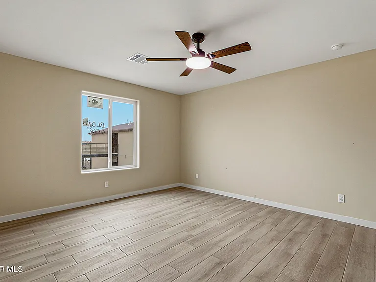 6002 1/2 Pam McCall Dr #2 — Photo 7