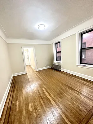 Rented by Luxian International Realty LLC | media 1