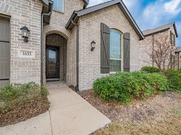 1633 Castleford Dr, Forney, TX 75126