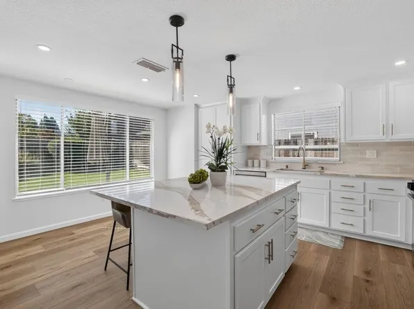6816 Fall Breeze Ct, Elk Grove, CA 95758