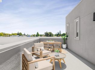 2072 Barnes Wharf Ln, Alameda, CA 94501