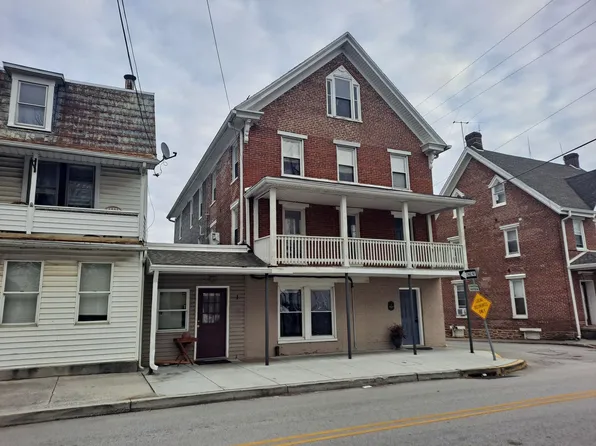1 N Main St, 1 N Main St APT D, Stewartstown, PA 17363