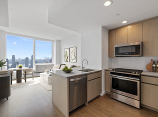 22-44 Jackson Ave #2806, Long Island City, NY 11101