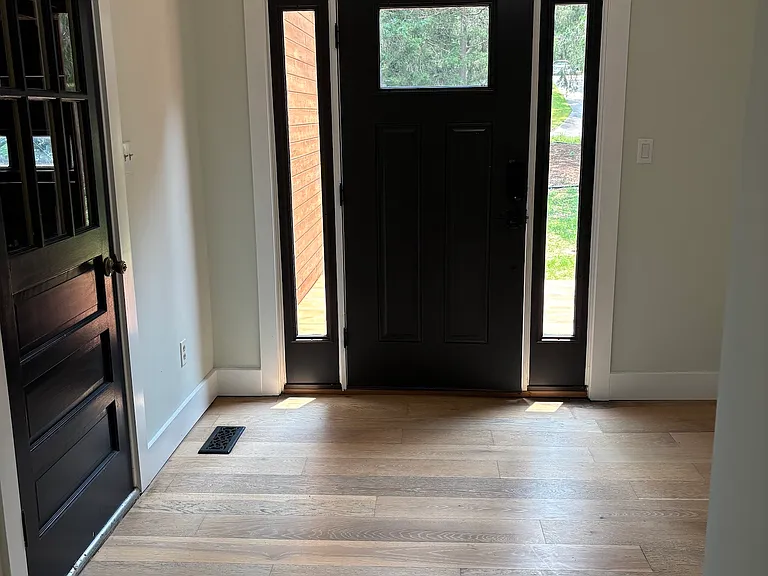 Entry main floor