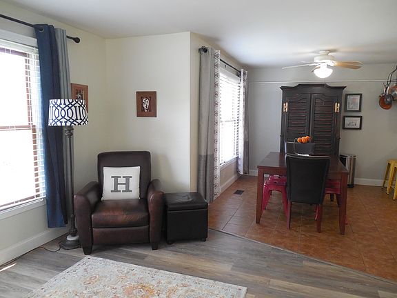 4th image of 483 W South St