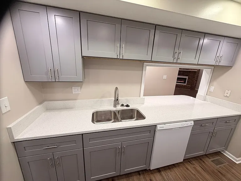 1325 Rosehaven Cir — Photo 3