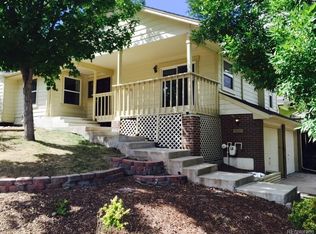 8021 S Newport Ct, Centennial, CO 80112