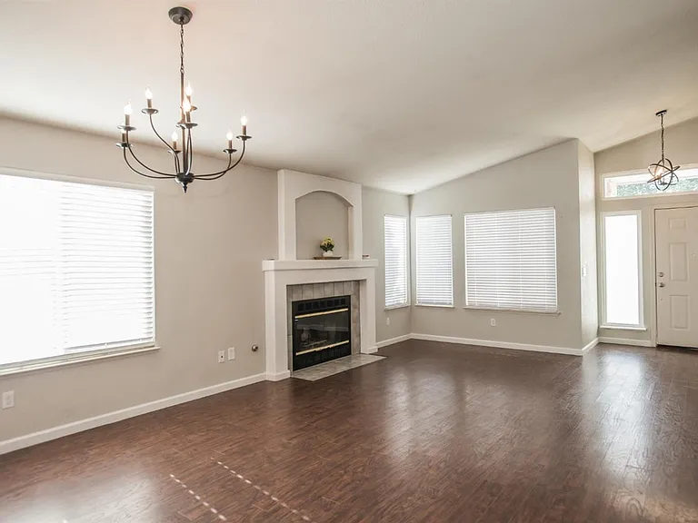 6511 Shasta Creek Way — Photo 8