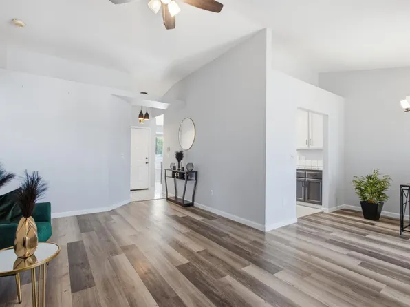 905 Herring Ave, Rio Linda, CA 95673