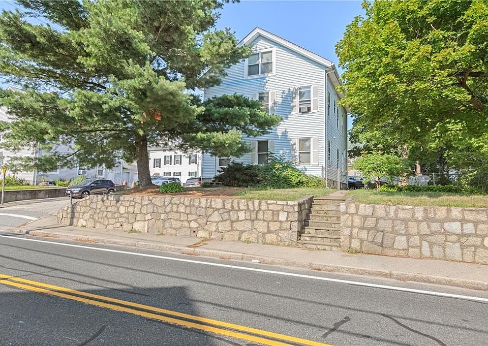 1st image of 251 High St