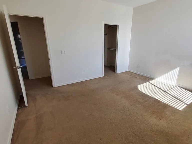 8998 W Plum Rd — Photo 18