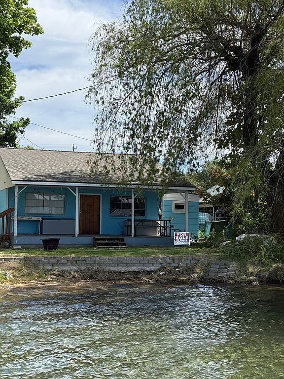 40670 Robbins Rd - Property Image
