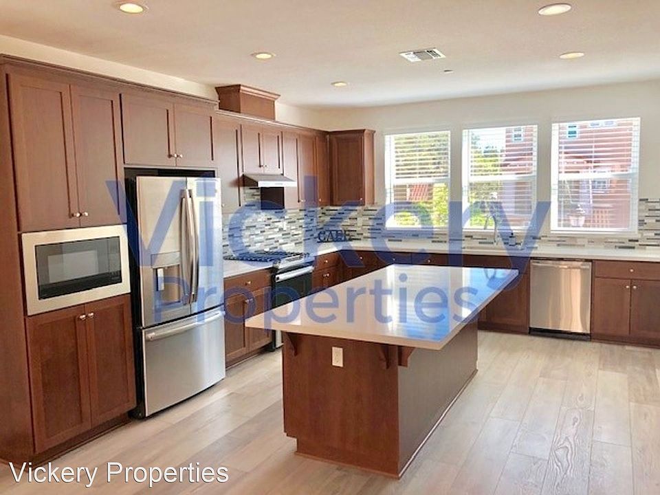 1st image of 66 Mayhew Way