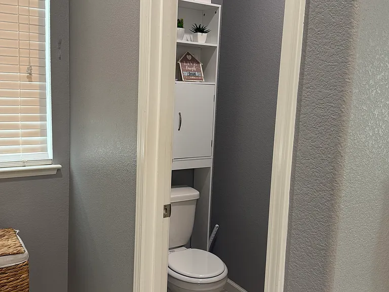 1332 Greenbrier Dr — Photo 24