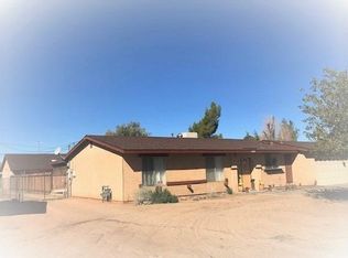 14098 Quinnault Rd, Apple Valley, CA 92307