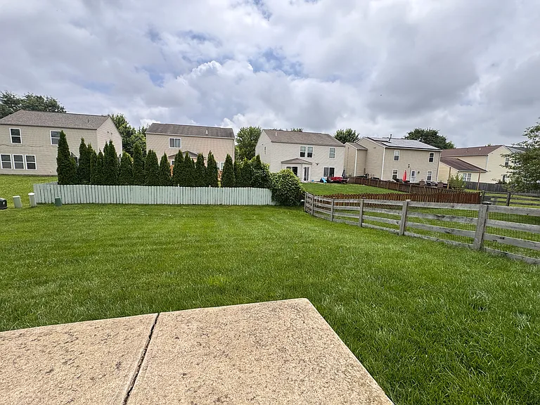 8175 Grant Park Ave — Photo 16