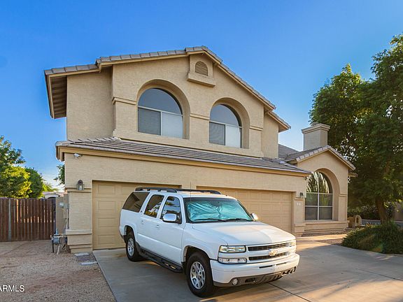 3rd image of 947 E Constitution Dr