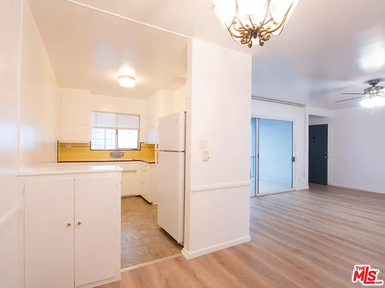422 Arnaz Dr #7 — Photo 10
