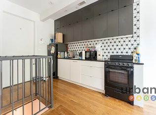 877 Park Ave #1F, Brooklyn, NY 11206