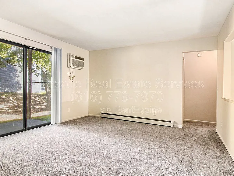 Maple Leaf Apartments — Photo 53
