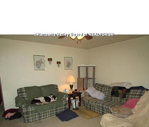 2nd image of 115 Circle Dr