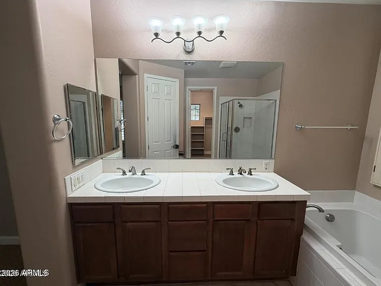 421 W Wisteria Pl — Photo 25