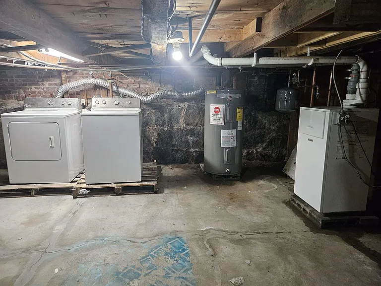 12 New York St #1 — Photo 14