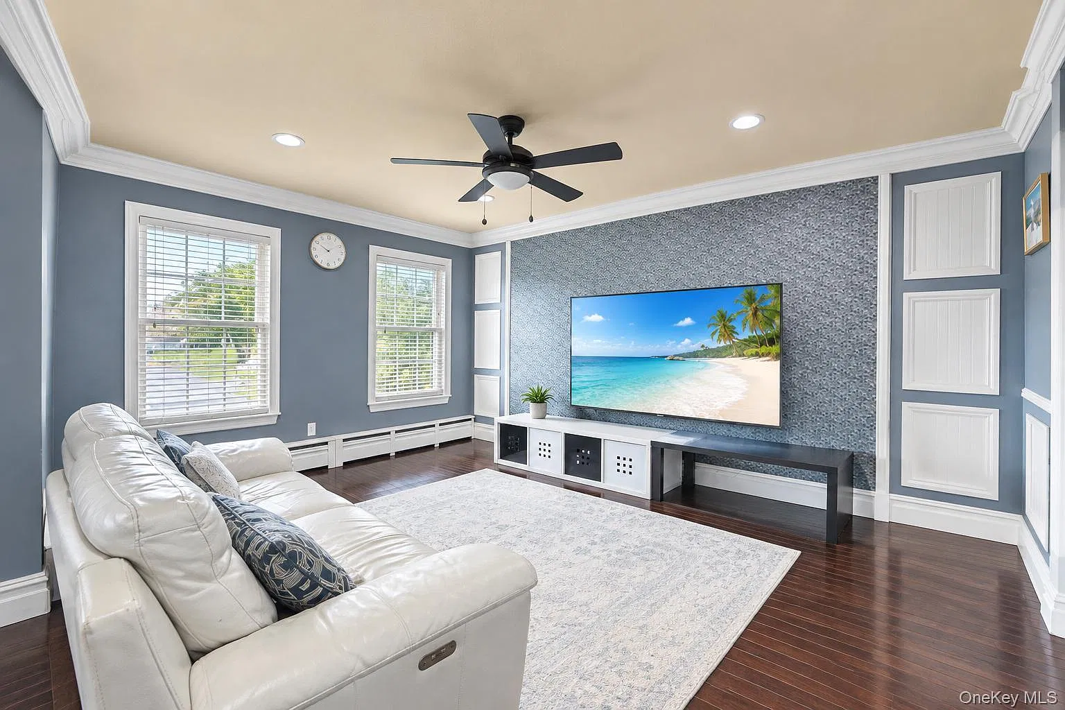 5 bed, 2.5 bath, 2161 sqft, $5,000 — Photo 3