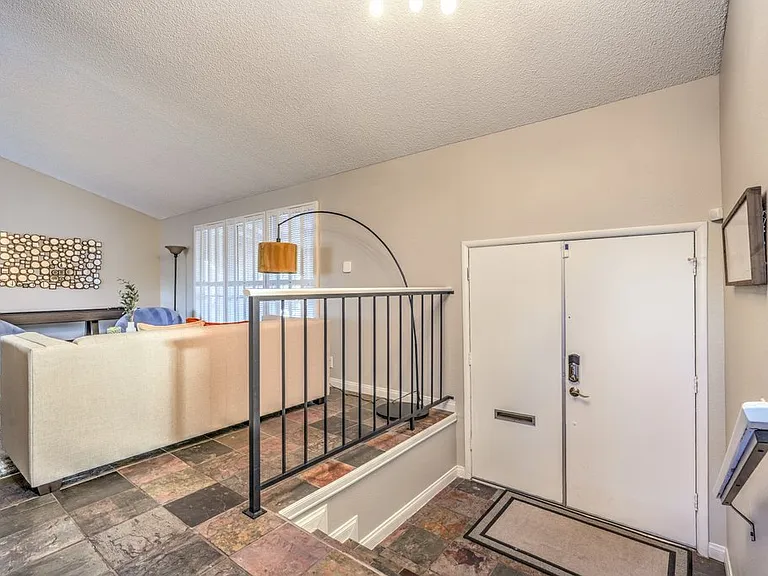 5198 Hibbetts Dr — Photo 44