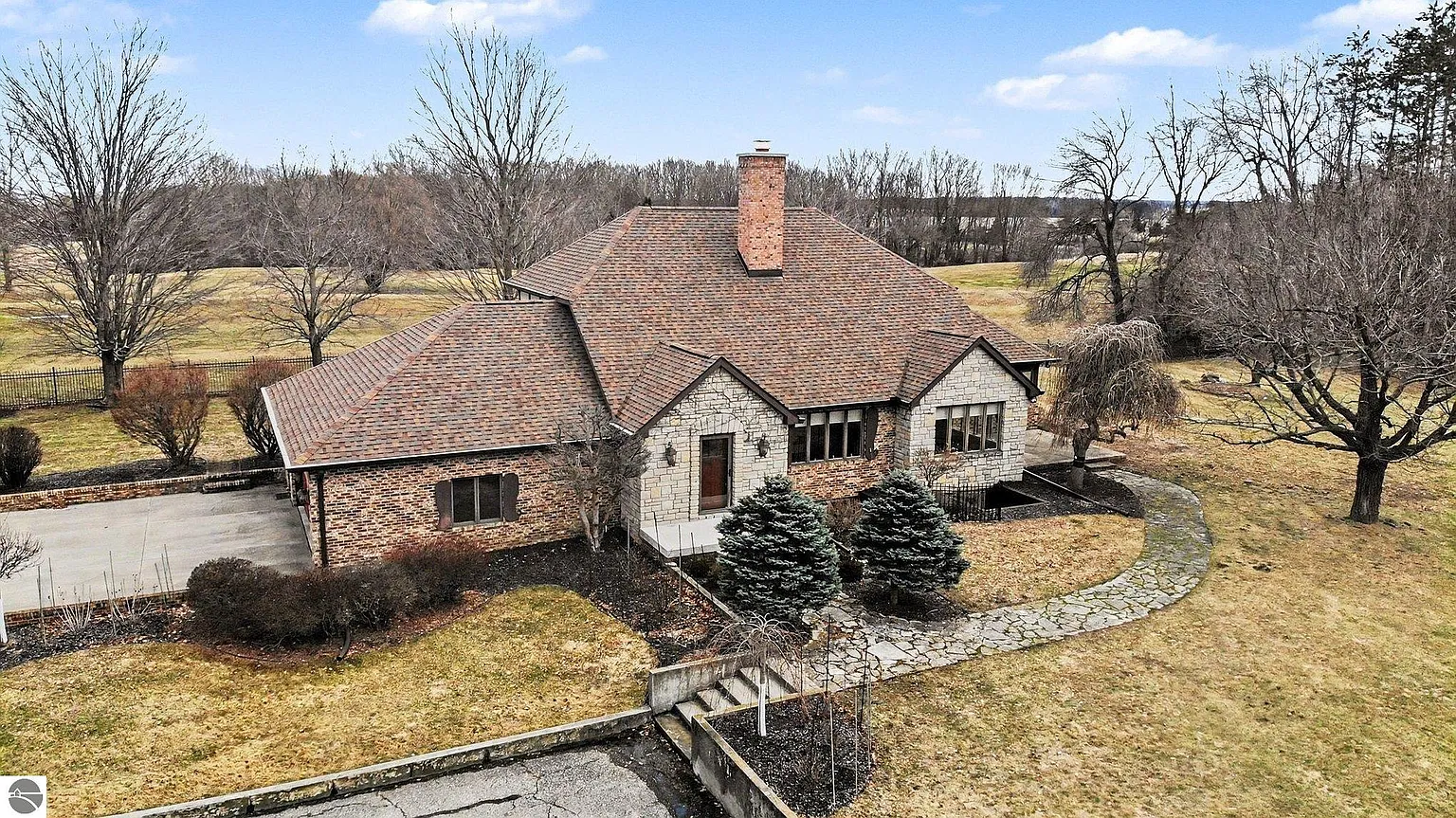 4144 Fairway Ln photo 1