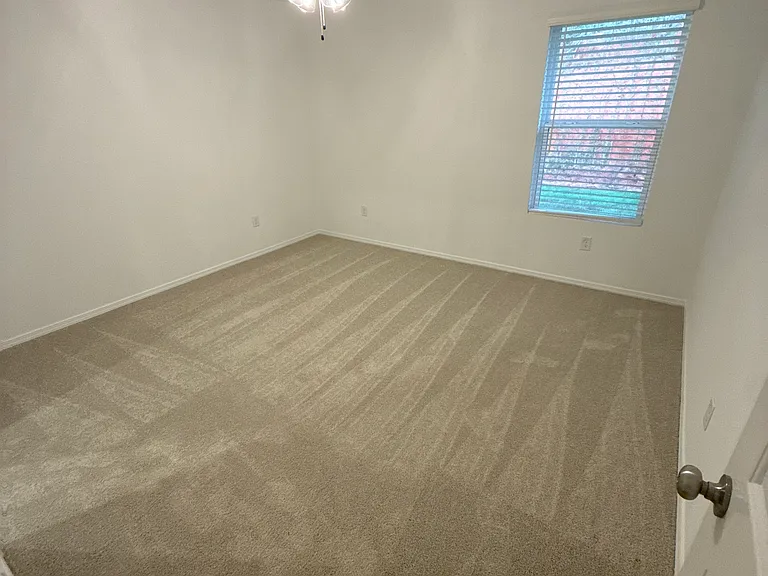 771 Gussy Ln — Photo 12