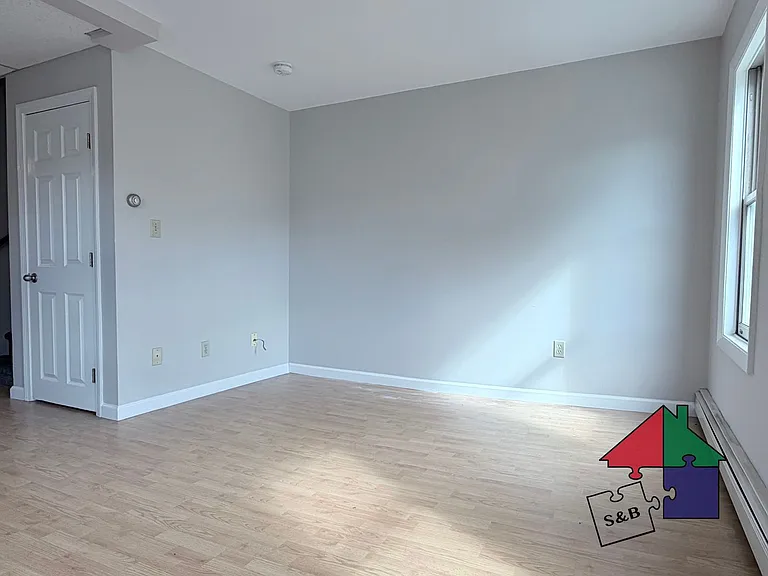 477 Websterville Rd — Photo 10