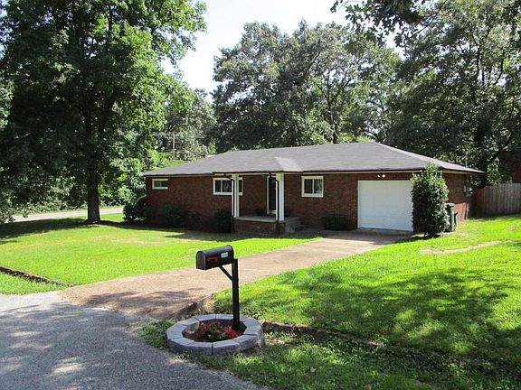 3rd image of 3358 Black Oak Cir
