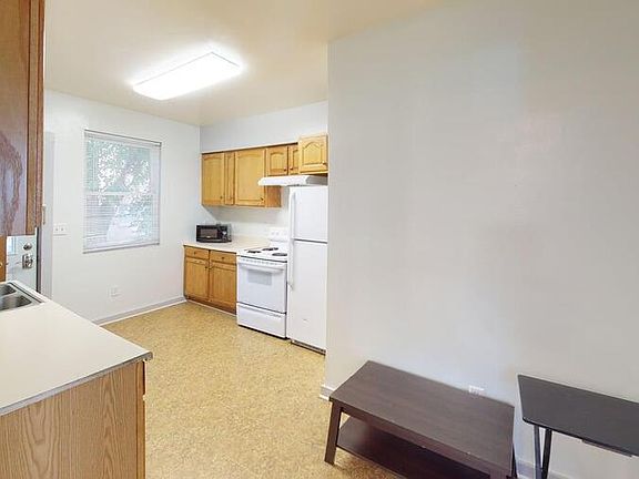 4th image of 833 Brown St #Ann