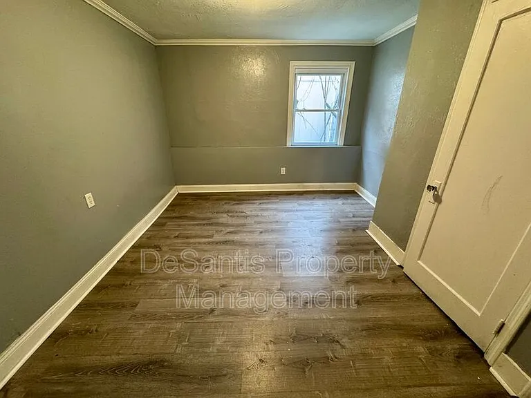 1141 Brabec St — Photo 16