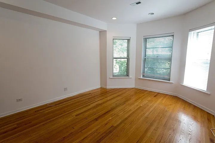 5532 S. Kimbark Avenue — Photo 9