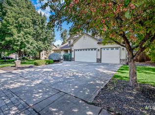 1146 N Red Leaf Way, Eagle, ID 83616
