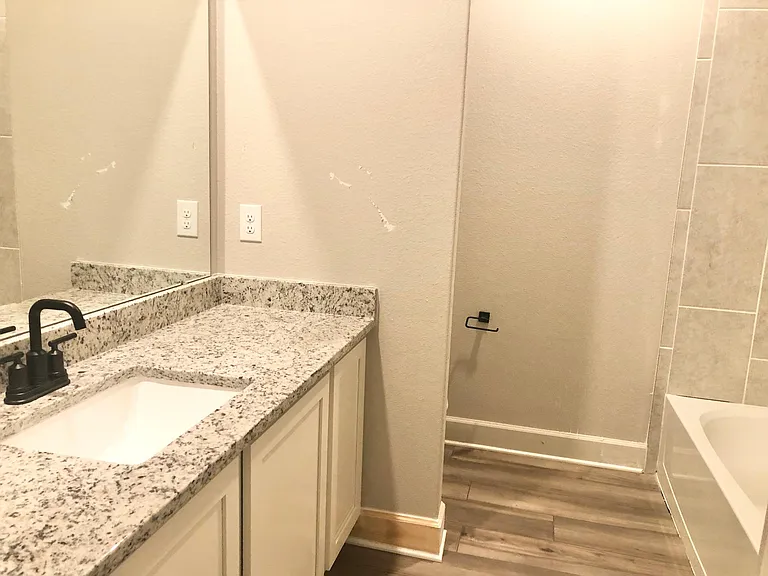 617 Harbor Oaks Dr — Photo 28