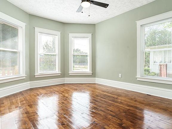 5th image of 948 Harrison Ave