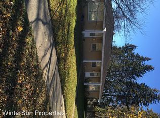 214 E 28th St, Holland, MI 49423