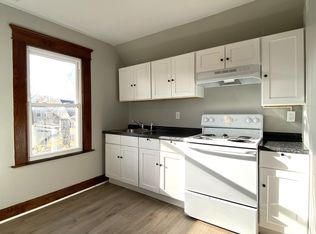 20 Young St #3A, New Haven, CT 06511