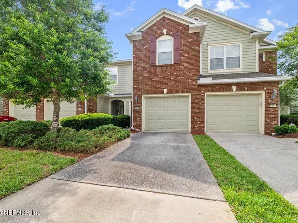 6946 ROUNDLEAF Drive, Jacksonville, FL 32258