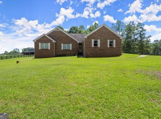 3950 Chattahoochee Rd, Cumming, GA 30041