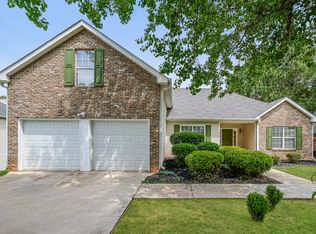 3368 Rockmill Dr, Ellenwood, GA 30294