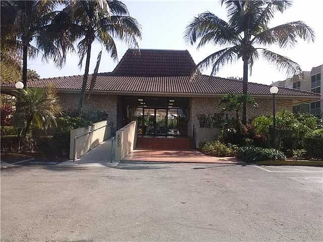 1st image of 7000 NW 186th St APT 4-222